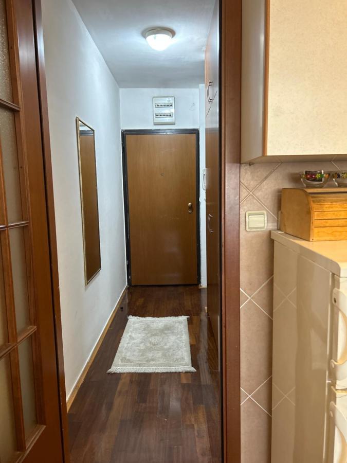 Apartment Sara Podgorica Esterno foto